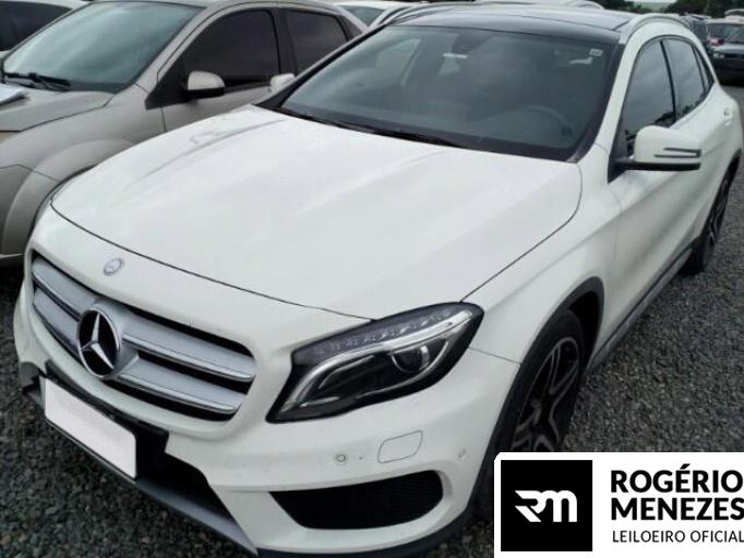 MERCEDES BENZ GLA 250 17/17