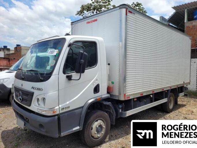 MERCEDES BENZ ACCELO 22/23