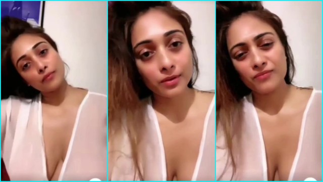 Super Hot model Satarupa Pyne Hot Cleavage Show on Tango Live