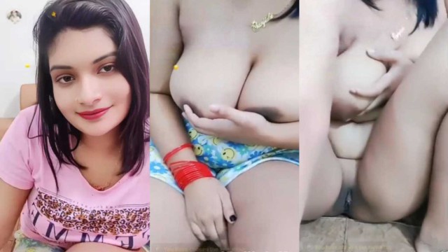 Hot Desi Bhabhi Strips Nude Teases with Boobs and Fucks Herself with Dildo